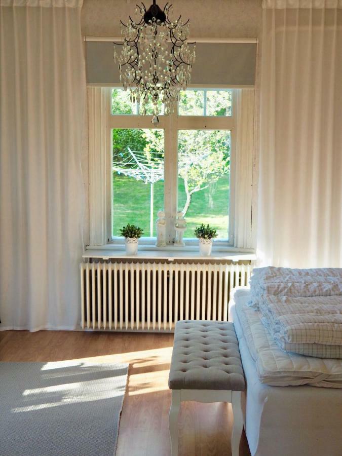 Orsastuguthyrning-Kyrkbyn Villa Eksteriør billede
